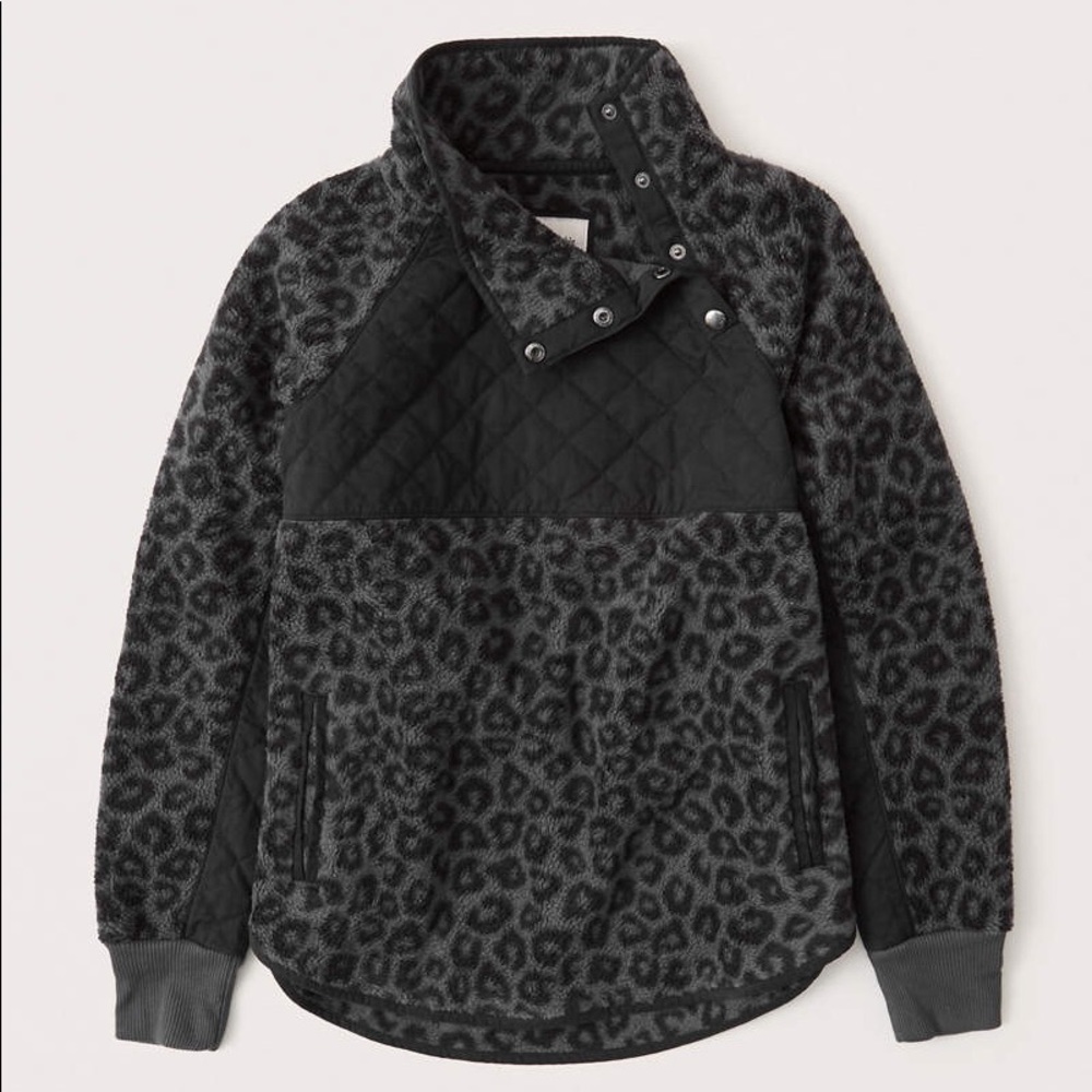 Asymmetrical Snap-up Fleece